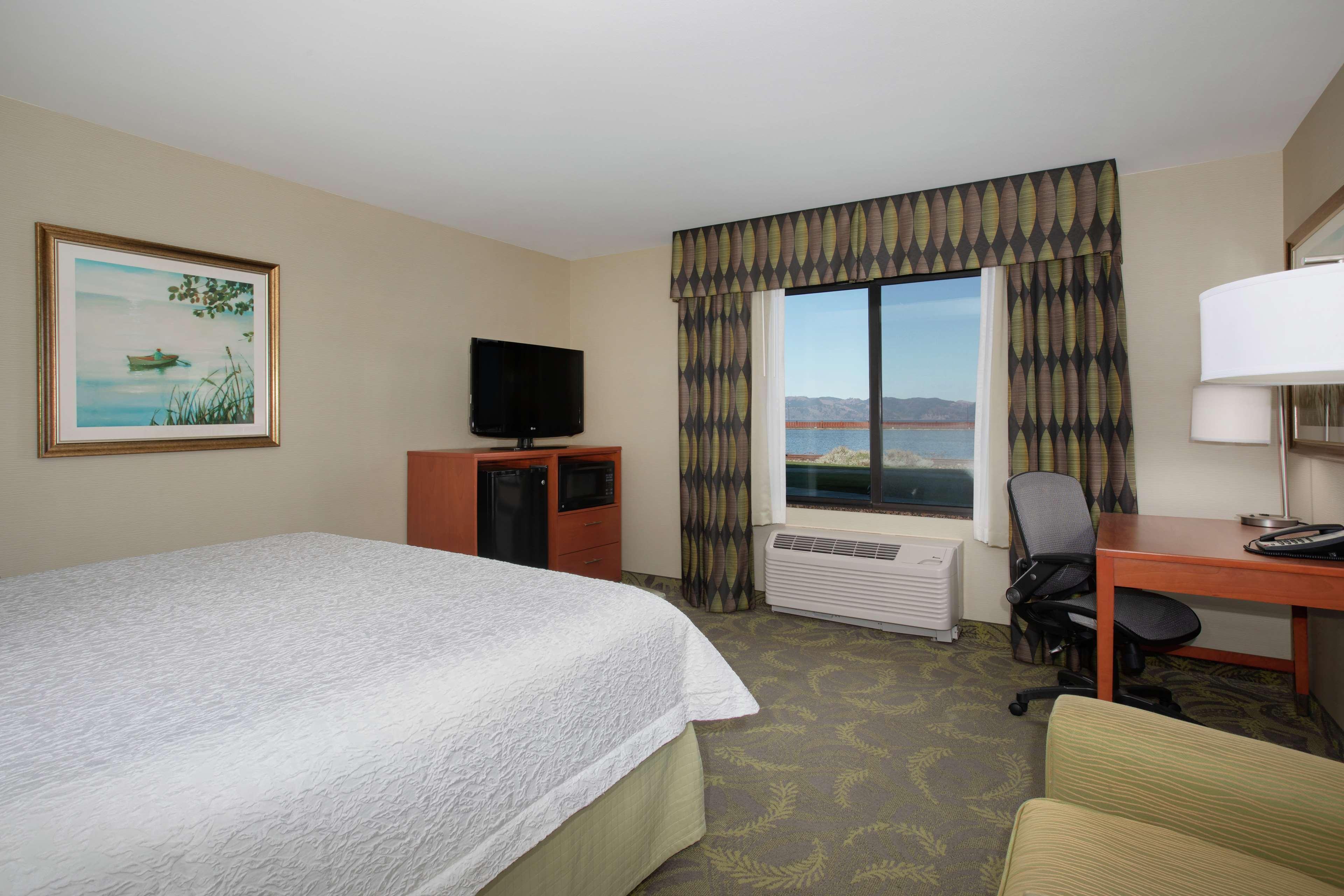 Hampton Inn & Suites Astoria Esterno foto