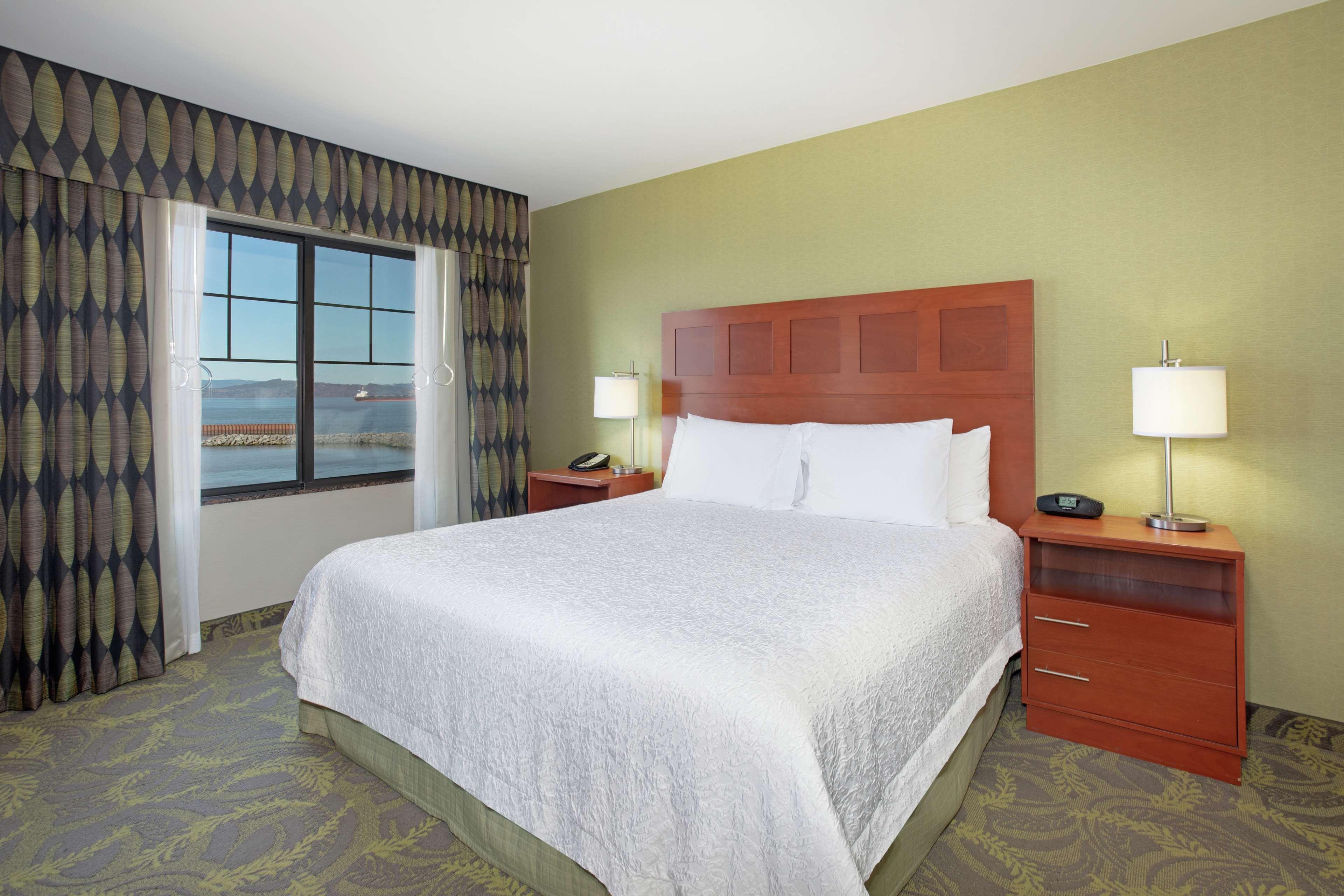 Hampton Inn & Suites Astoria Esterno foto
