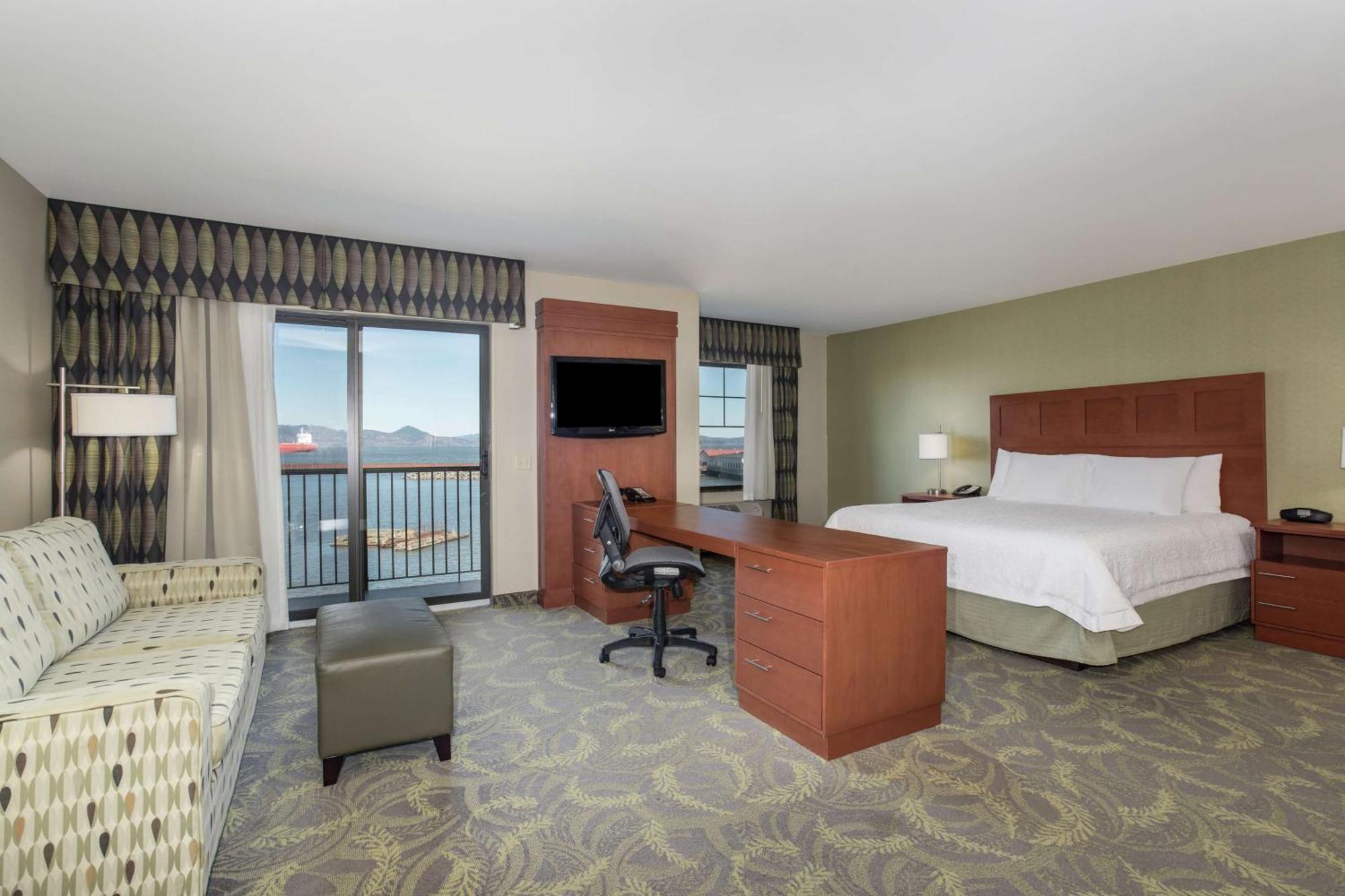 Hampton Inn & Suites Astoria Esterno foto