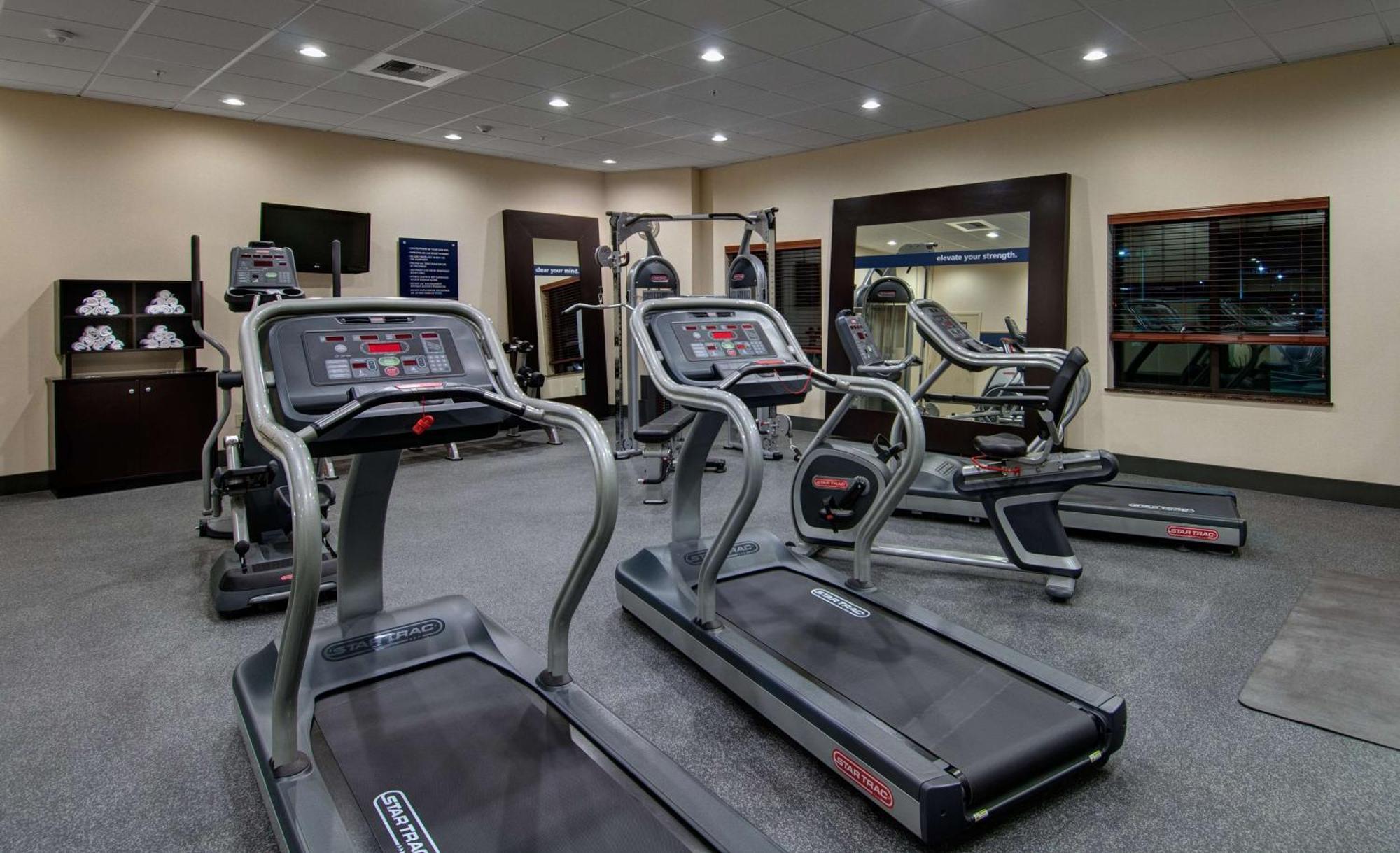 Hampton Inn & Suites Astoria Esterno foto