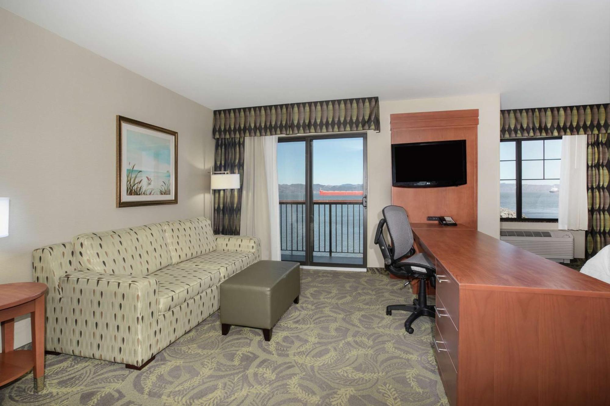 Hampton Inn & Suites Astoria Esterno foto