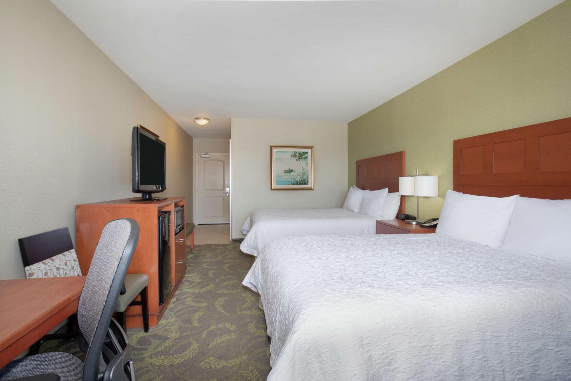 Hampton Inn & Suites Astoria Esterno foto